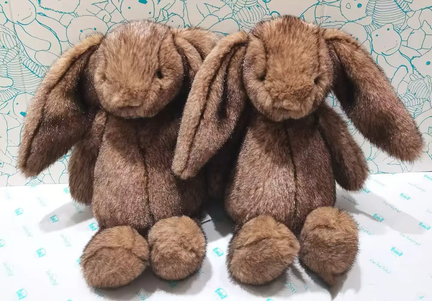 Latest JC Bonnie Rabbit Leopard Print Plush Toy with Tag, Soft Flower Ears, Cartoon Rabbit Doll, Birthday Gift, Home Decor
Latest JC Bonnie Rabbit Leopard Print Plush Toy with Tag, Soft Flower Ears, Cartoon Rabbit Doll, Birthday Gift, Home Decor