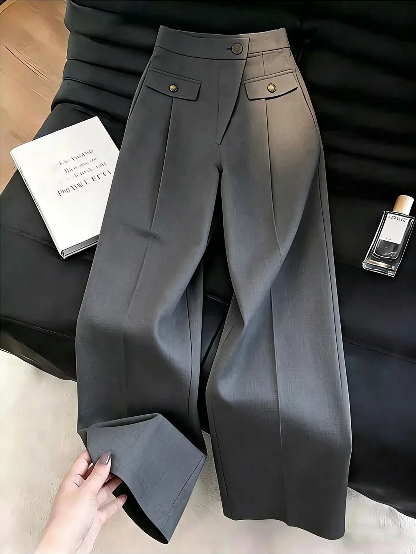 Deep Grey High Waist Wide Leg Suit Pants Women's Casual Style Fashionable Versatile Commuter Trousers Comfortable Fit
Deep Grey High Waist Wide Leg Suit Pants Women's Casual Style Fashionable Versatile Commuter Trousers Comfortable Fit