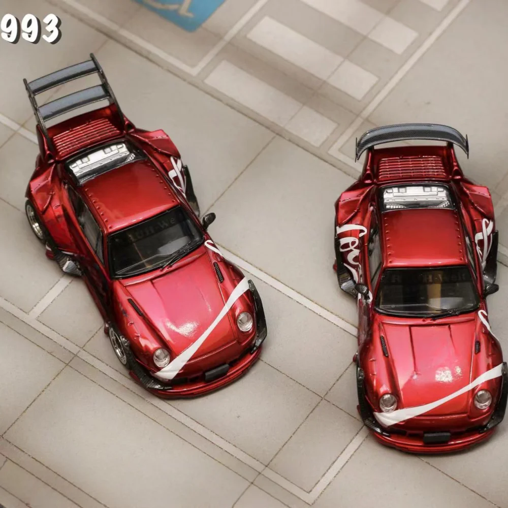 TIME MICRO/SW 1:64 RWB993 Red High tail and low tail Painting Alloy Car Model Model Car Collection& Display& Gift
TIME MICRO/SW 1:64 RWB993 Red High tail and low tail Painting Alloy Car Model Model Car Collection& Display& Gift