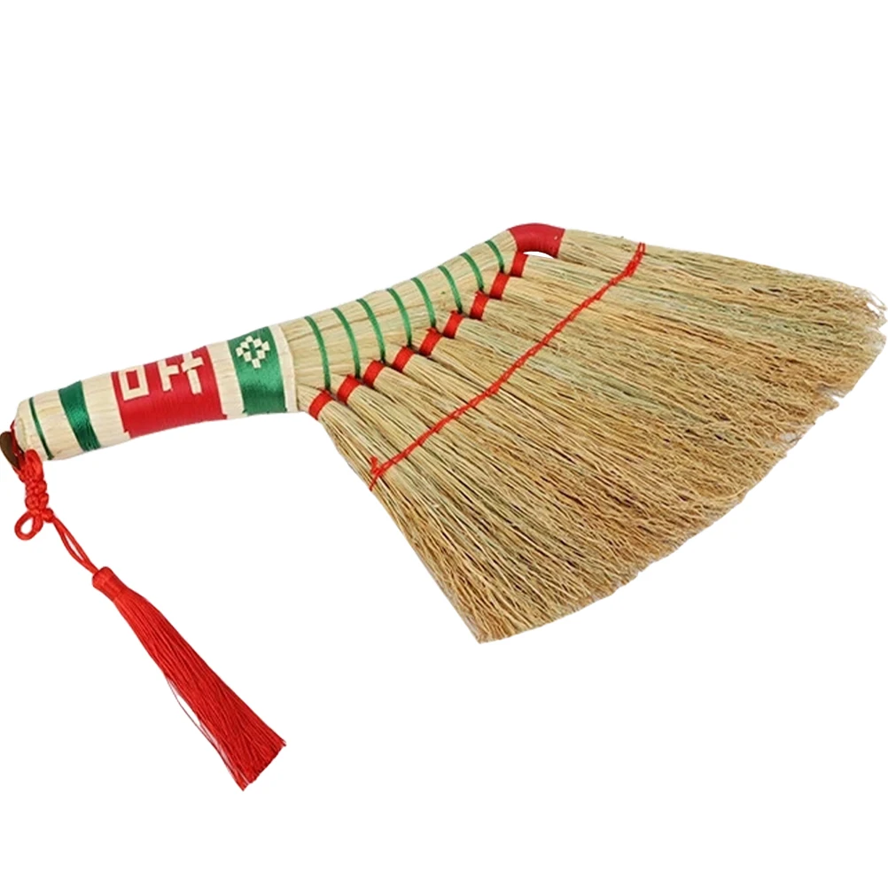 Chinese Style Woven Large Hay Bales Hand Broom Desktop Duster Handle Duster Short Handle Broom Home Cleaning Supplies Durable
Chinese Style Woven Large Hay Bales Hand Broom Desktop Duster Handle Duster Short Handle Broom Home Cleaning Supplies Durable
