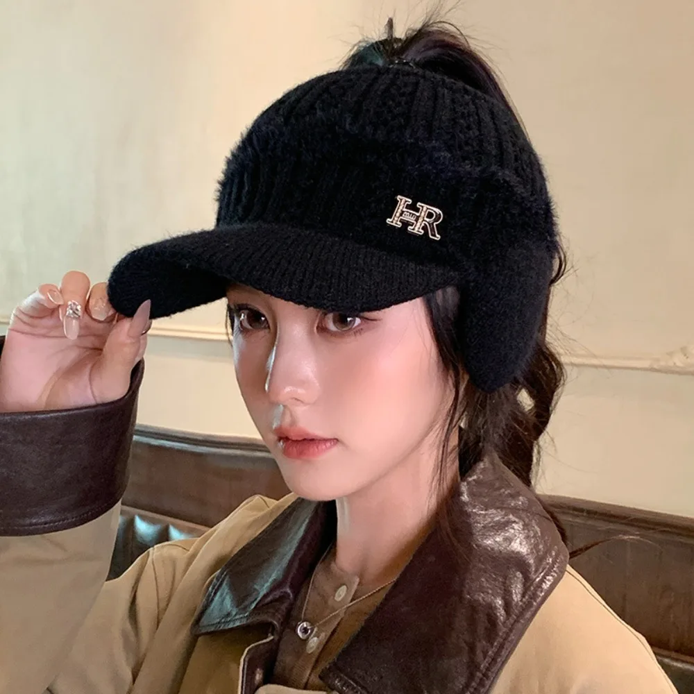 Fashion Windproof Winter Knitted Hat Ear Protection Korean Style Ear Protection Cap Breathable Earmuffs Hat Winter
Fashion Windproof Winter Knitted Hat Ear Protection Korean Style Ear Protection Cap Breathable Earmuffs Hat Winter