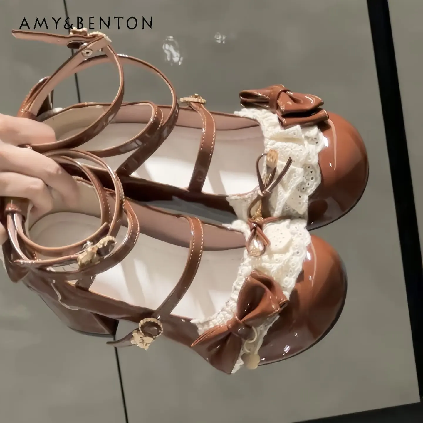 Women's Lolita Mid Heels Brown Black Beige Bow & Lace Decor Crisscross Strap Sweet Mary Jane Shoes for Party Cosplay Daily Wear
Women's Lolita Mid Heels Brown Black Beige Bow & Lace Decor Crisscross Strap Sweet Mary Jane Shoes for Party Cosplay Daily Wear