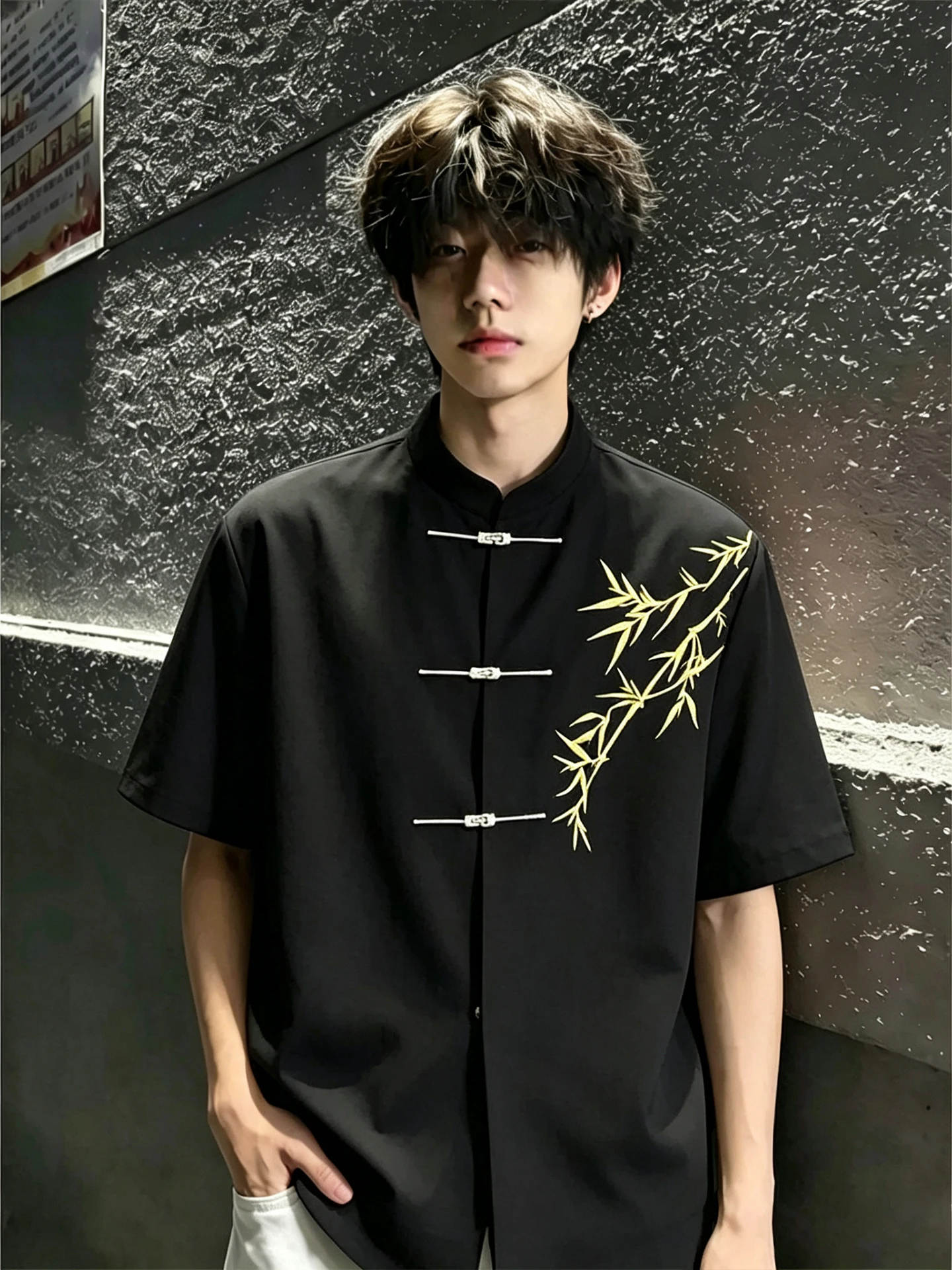 New Chinese Style Gold Bamboo Embroidery Ice Silk Short Sleeve Men's Shirt Summer Wedding Ceremony Attire Standard Fit Youth ...
New Chinese Style Gold Bamboo Embroidery Ice Silk Short Sleeve Men's Shirt Summer Wedding Ceremony Attire Standard Fit Youth ...