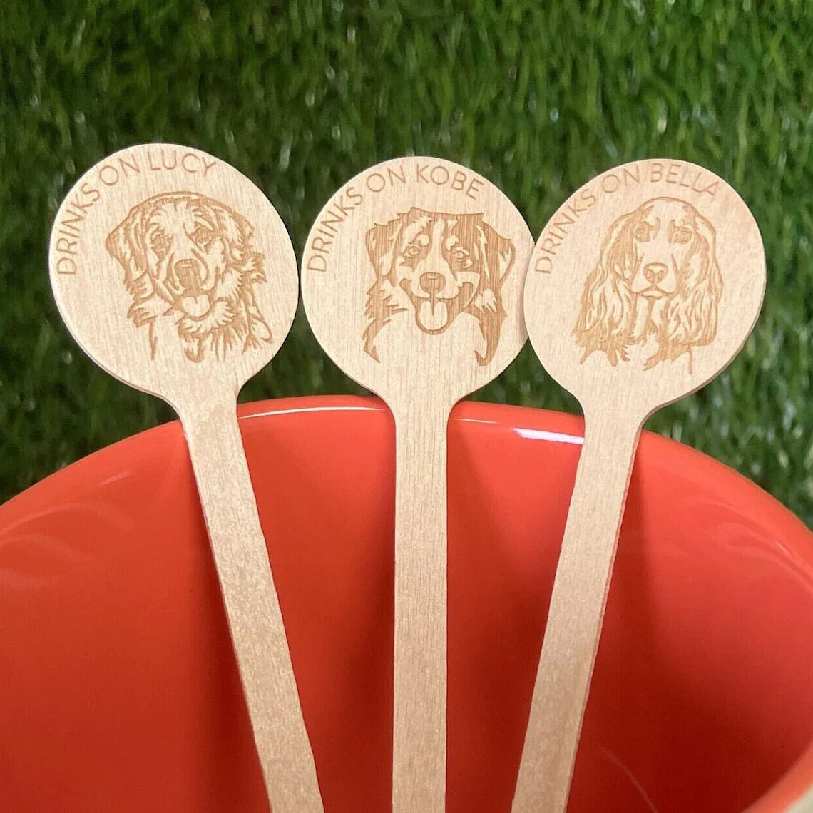 50 Minimalist Wood Dog Stir Sticks, Drinks on Me. Pick Your Dog or Cat Breed-- 6" tall Stirrers
50 Minimalist Wood Dog Stir Sticks, Drinks on Me. Pick Your Dog or Cat Breed-- 6" tall Stirrers