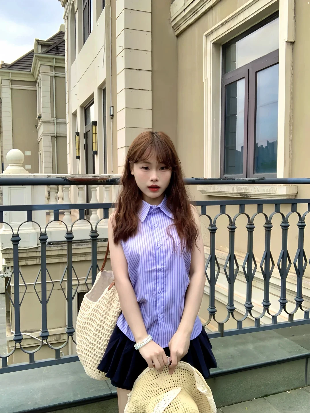 Fashionable Striped Belted Sleeveless Shirt And High Waist Pleated Short Skirt Two Piece Set for Women Summer Casual Wear
Fashionable Striped Belted Sleeveless Shirt And High Waist Pleated Short Skirt Two Piece Set for Women Summer Casual Wear