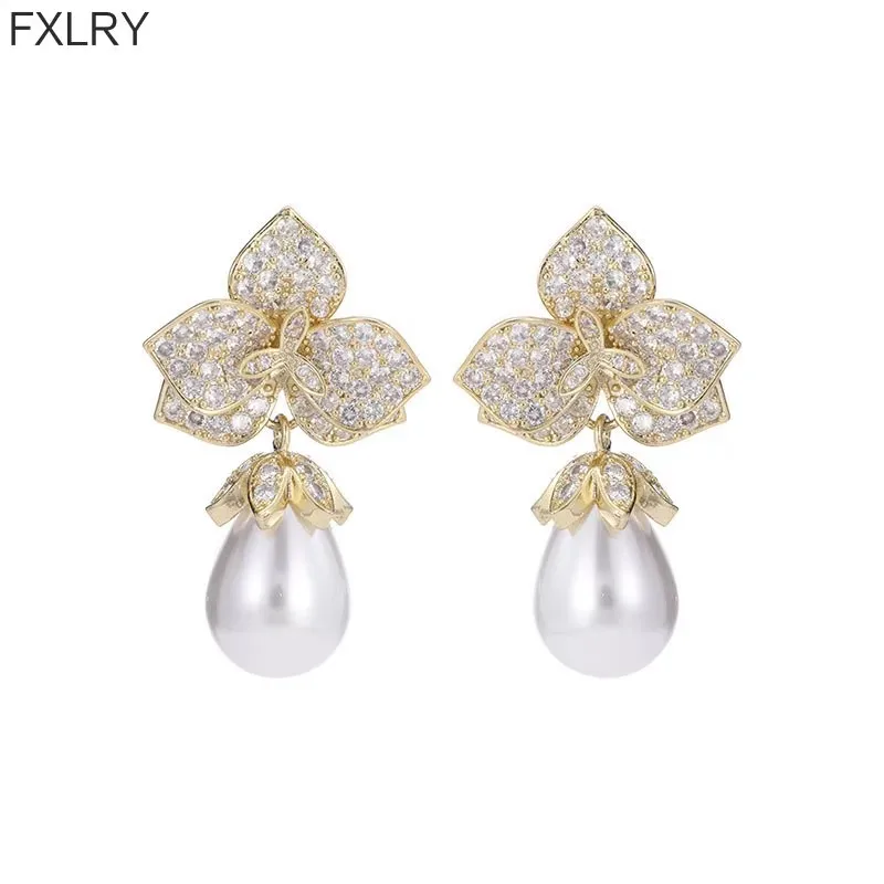FXLRU Heavy Industry Micro Petal Water Drop Pearl French Light Luxury Fashion High Sense S925 Silver Needle Earrings
FXLRU Heavy Industry Micro Petal Water Drop Pearl French Light Luxury Fashion High Sense S925 Silver Needle Earrings
