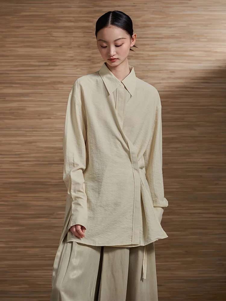 Женский премиум-топ NAASAAN из китайского шелка с длинным рукавом, прямым кроем и дизайнерской завязкой, однотонный, повседневный
Женский премиум-топ NAASAAN из китайского шелка с длинным рукавом, прямым кроем и дизайнерской завязкой, однотонный, повседневный