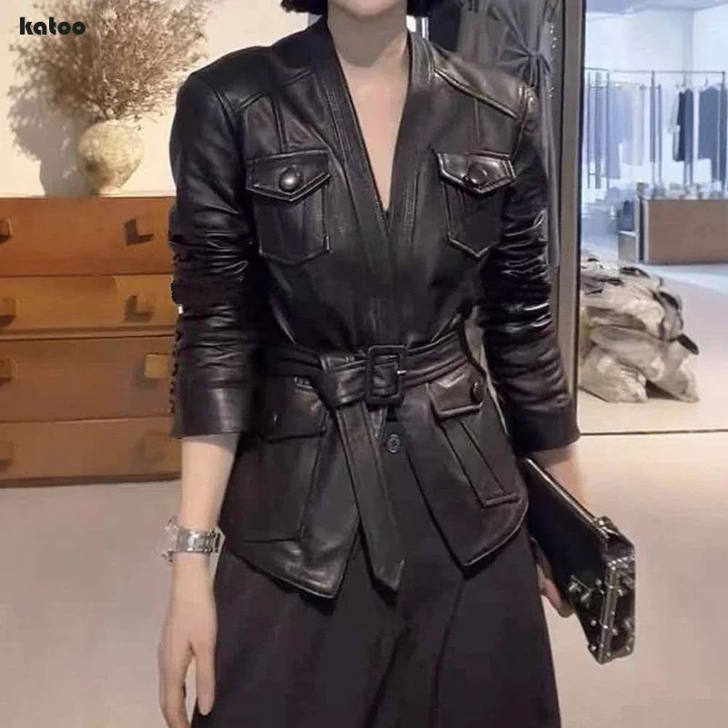 100% Sheepskin Coat for Women Spring Fashion V-Neck Pockets Slim Fit Short Leather Jacket With Belt Black Shirt Vestes Femmes
100% Sheepskin Coat for Women Spring Fashion V-Neck Pockets Slim Fit Short Leather Jacket With Belt Black Shirt Vestes Femmes