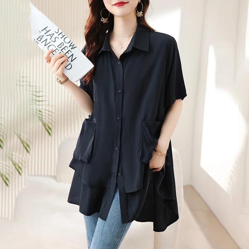 2023 Women's Black Silk Polo Neck Shirt Summer New Solid Short Sleeve Top Loose Large Slim Irregular Long T-shirt
2023 Women's Black Silk Polo Neck Shirt Summer New Solid Short Sleeve Top Loose Large Slim Irregular Long T-shirt