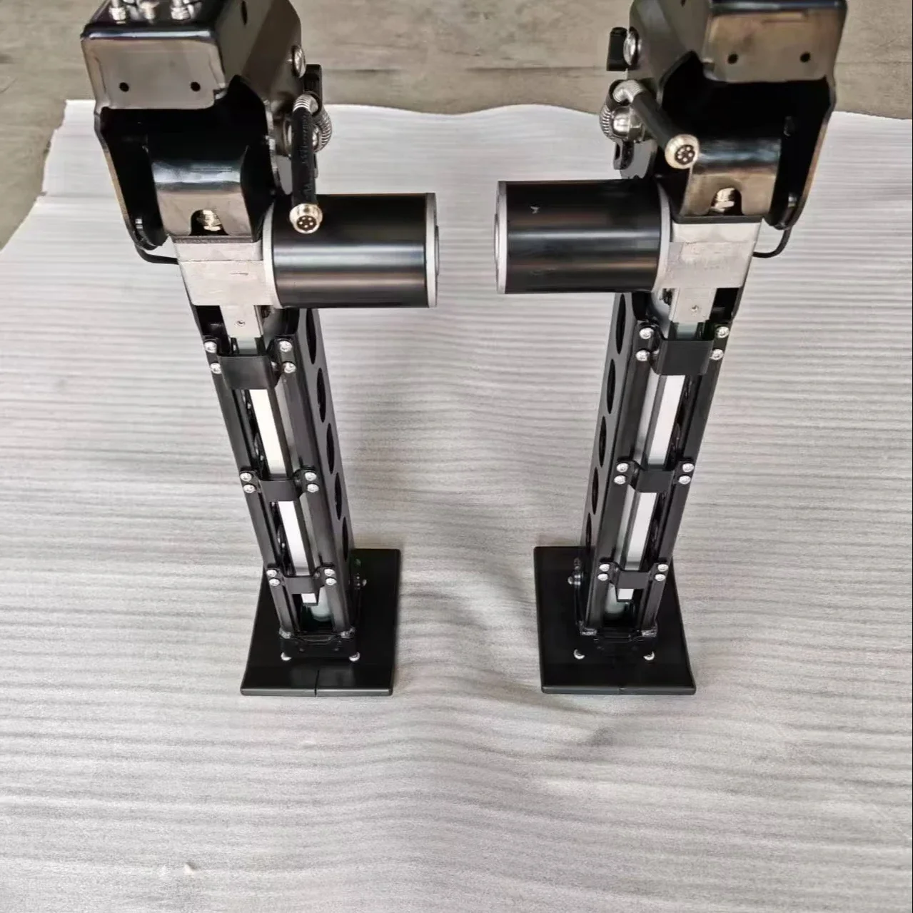 Trailer Stabilizer Jack Useful Trailer Support Stabilizer Suitable for Outdoor Travel Camping Vans and Caravan
Trailer Stabilizer Jack Useful Trailer Support Stabilizer Suitable for Outdoor Travel Camping Vans and Caravan