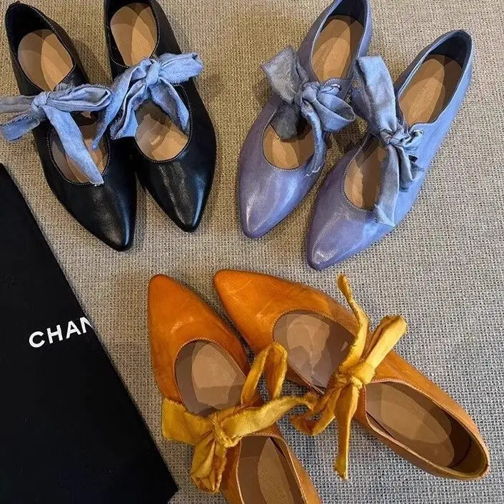 Spring New Genuine Leather French Women's Mary Jane Shoes Pointed Toe Low Heel Bowknot Elegant Shallow Ballet Ladies Shoes
Spring New Genuine Leather French Women's Mary Jane Shoes Pointed Toe Low Heel Bowknot Elegant Shallow Ballet Ladies Shoes