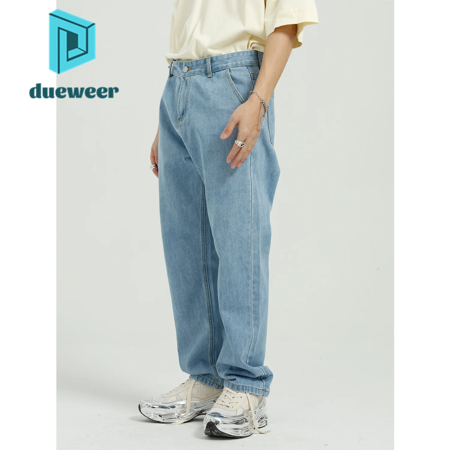 DUEWEER мужские корейские Harajuku Модные свободные прямые джинсы мешковатые джинсовые брюки повседневные брюки Джоггеры для мужчин винтажная уличная одежда
DUEWEER мужские корейские Harajuku Модные свободные прямые джинсы мешковатые джинсовые брюки повседневные брюки Джоггеры для мужчин винтажная уличная одежда