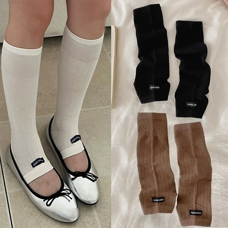 Женские длинные хлопковые вязаные гольфы с половиной ладони, фирменные гольфы с этикеткой, удобные чулки для повседневной носки, однотонные длинные носки
Женские длинные хлопковые вязаные гольфы с половиной ладони, фирменные гольфы с этикеткой, удобные чулки для повседневной носки, однотонные длинные носки