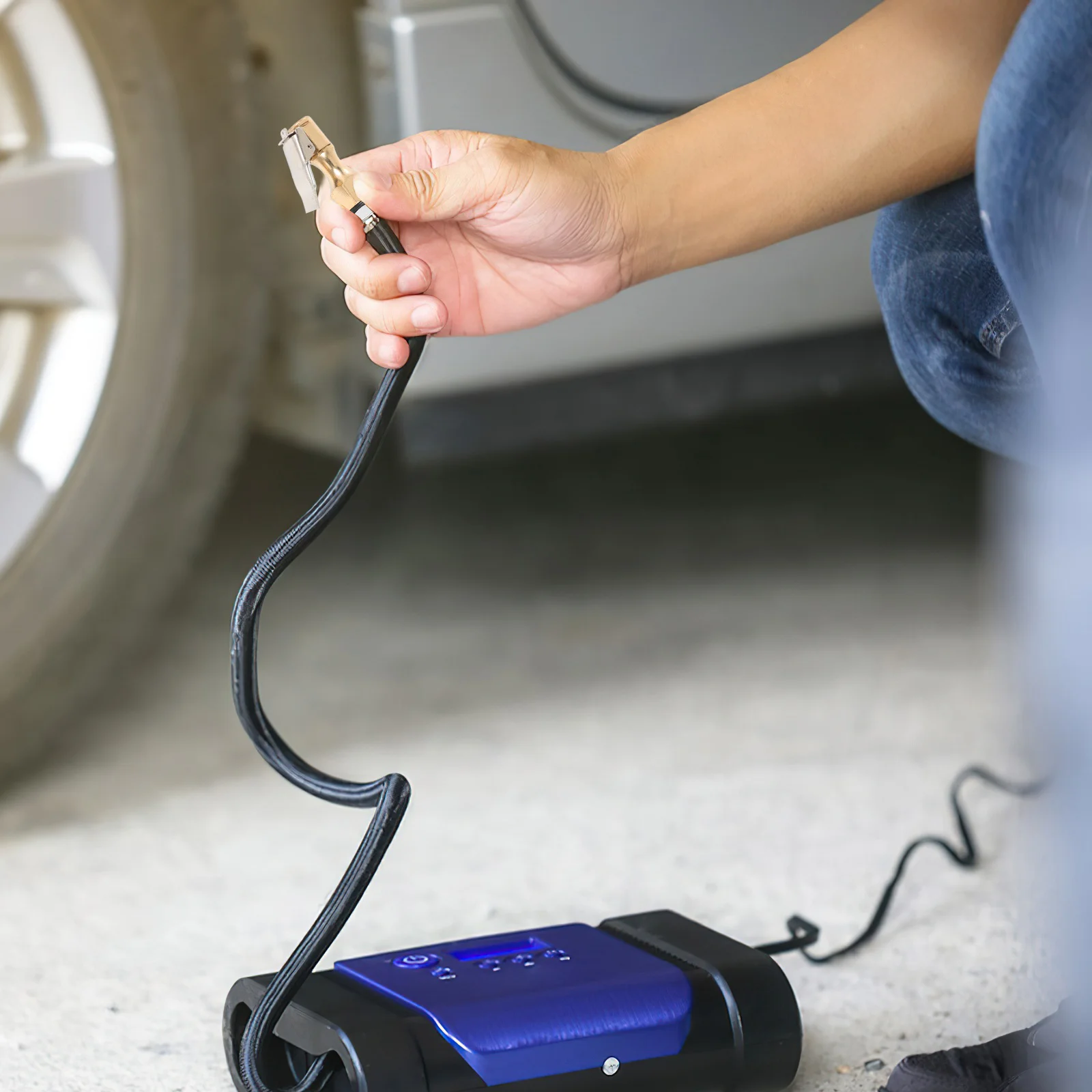 Heavy Duty Brass Air Chuck Self-Locking Mechanism Tire Inflation Adapter Compatible Most Vehicles Compressors Pressure Gauges
Heavy Duty Brass Air Chuck Self-Locking Mechanism Tire Inflation Adapter Compatible Most Vehicles Compressors Pressure Gauges