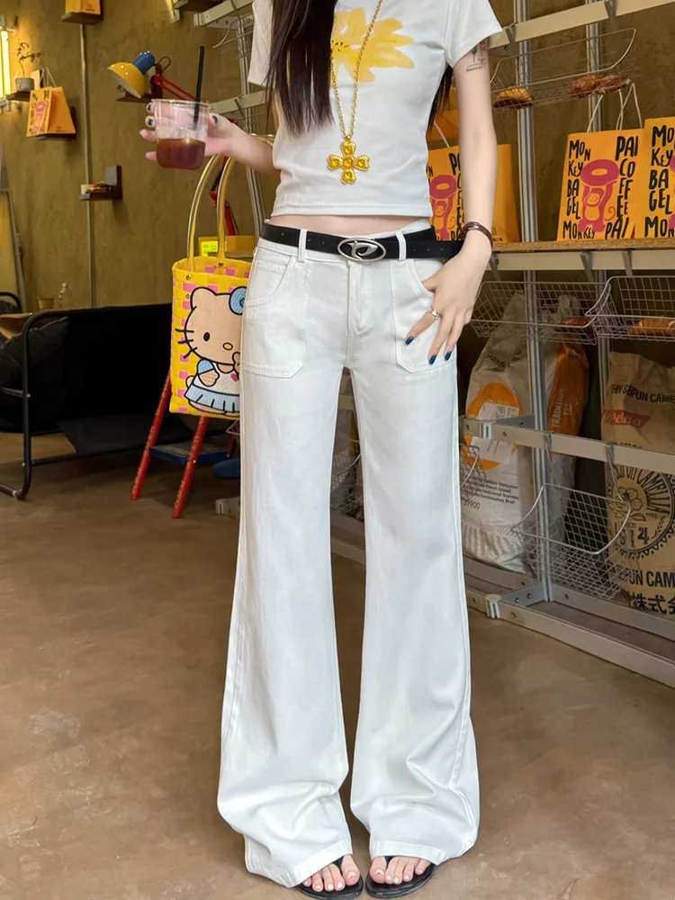 Белые слегка расклешенные повседневные брюки с низкой талией, женские летние расклешенные брюки в американском стиле, висящие, утягивающие брюки
Белые слегка расклешенные повседневные брюки с низкой талией, женские летние расклешенные брюки в американском стиле, висящие, утягивающие брюки