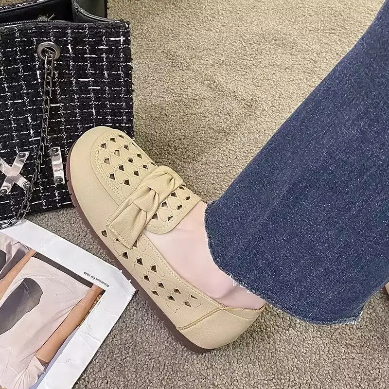 2026 New Summer Women Loafers for Pregnant Women Work Shoes Soft Sole Comfortable Upper Flat Breathable Hollow Out Design
2026 New Summer Women Loafers for Pregnant Women Work Shoes Soft Sole Comfortable Upper Flat Breathable Hollow Out Design