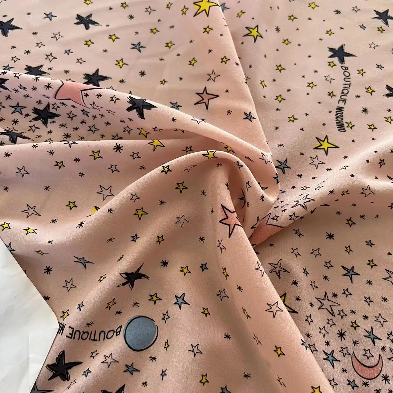 1 meter 100% Mulberry Silk 19 momme Crepe Silk Fabric Pink Star Printed 140cm 55" wide by the yard XX123
1 meter 100% Mulberry Silk 19 momme Crepe Silk Fabric Pink Star Printed 140cm 55" wide by the yard XX123