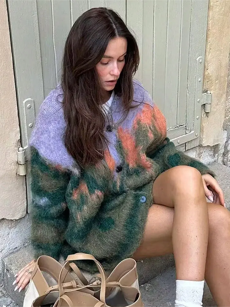 TRAFZA Women Colorful Print Long Cardigan Single Breasted V Neck Knitted Sweater Coats Autumn Loose Casual Maternity Outfit
TRAFZA Women Colorful Print Long Cardigan Single Breasted V Neck Knitted Sweater Coats Autumn Loose Casual Maternity Outfit
