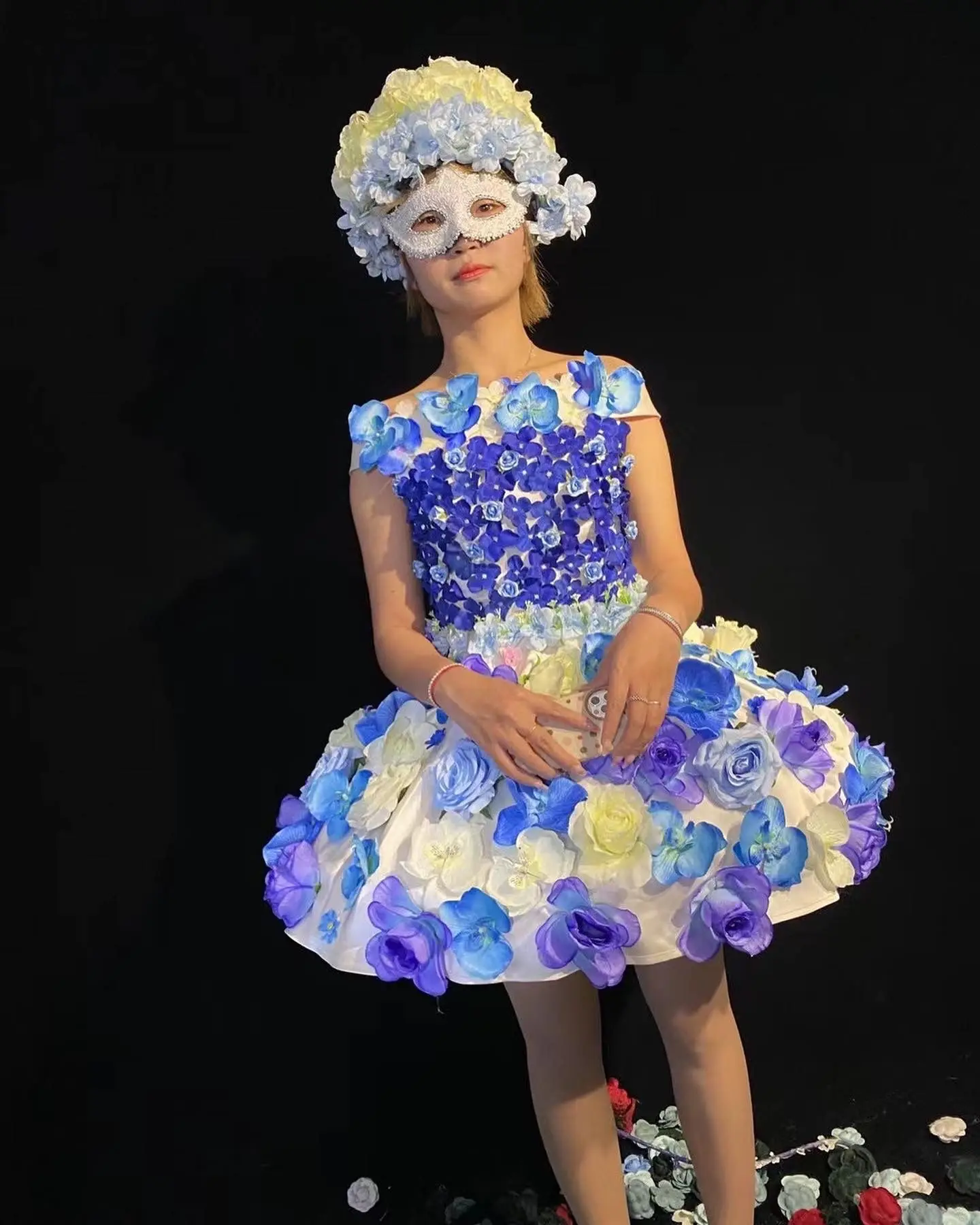 Платье Hula, роскошный костюм для шоу в парке «Рай», детское платье с красивыми цветами
Платье Hula, роскошный костюм для шоу в парке «Рай», детское платье с красивыми цветами