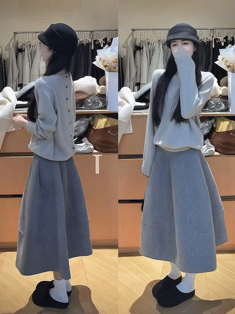 Gray Knitted Sweater And Skirt Set Fashionable Lazy Style Autumn New Arrival Women's High Waist Midi Skirt And Loose Fit...
Gray Knitted Sweater And Skirt Set Fashionable Lazy Style Autumn New Arrival Women's High Waist Midi Skirt And Loose Fit...