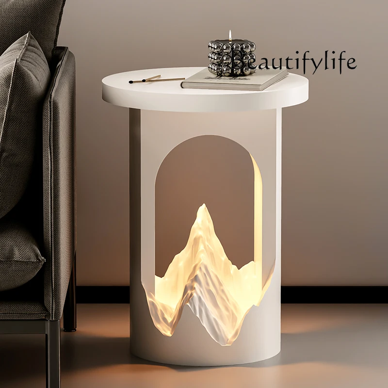 Rizhao Jinshan living room sofa side few light luxury high-end art ornaments large decoration coffee table
Rizhao Jinshan living room sofa side few light luxury high-end art ornaments large decoration coffee table