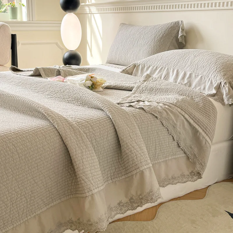 Quilted Bedspread with Lace Trim Queen Size 3-Piece Set Elegant Quilt 100% Cotton Thicken Sheet, Summer Lightweight Bedding
Quilted Bedspread with Lace Trim Queen Size 3-Piece Set Elegant Quilt 100% Cotton Thicken Sheet, Summer Lightweight Bedding