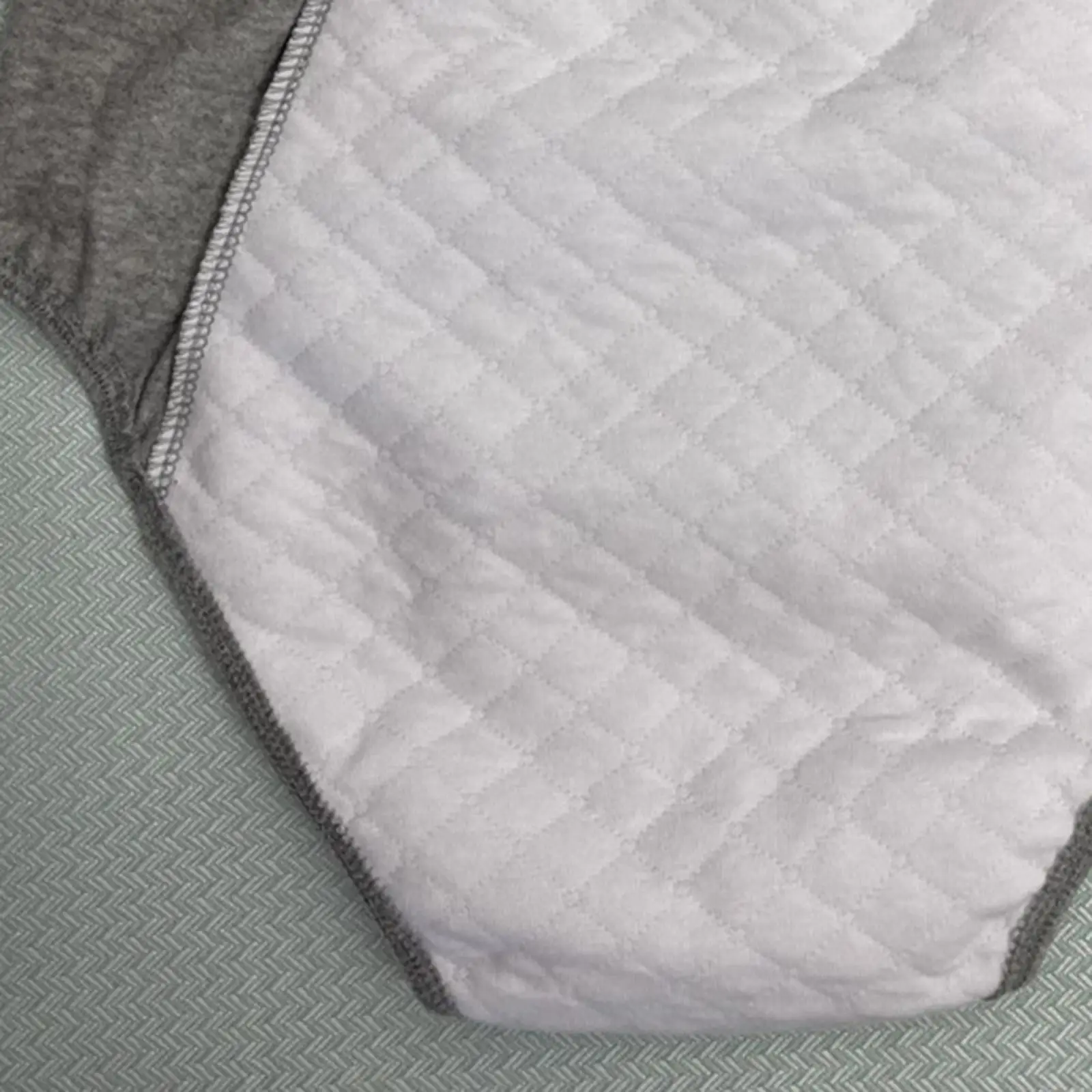 Men’s Incontinence Underwear Washable Briefs Leak Proof Cotton Pad Pants for Urine Leakage Support and Daily Confidence
Men’s Incontinence Underwear Washable Briefs Leak Proof Cotton Pad Pants for Urine Leakage Support and Daily Confidence