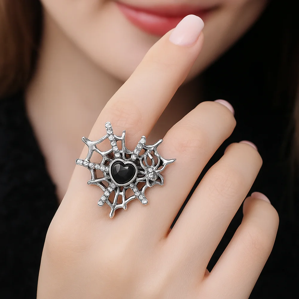 Edgy Alloy Gothic Bat Ring Dark Fashion Punk Spider Web Heart Ring Shiny Rhinestone Adjustable Halloween Opening Ring Gift
Edgy Alloy Gothic Bat Ring Dark Fashion Punk Spider Web Heart Ring Shiny Rhinestone Adjustable Halloween Opening Ring Gift