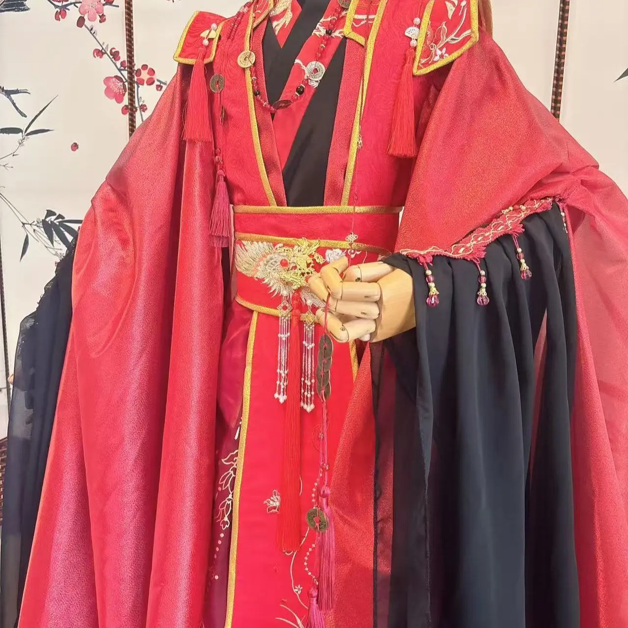Halloween Cosplay Costume Heavenly Official Blessing TGCF Huacheng Cosplay Wedding Dress Black and Red Wei Wuxian MDZS Cos
Halloween Cosplay Costume Heavenly Official Blessing TGCF Huacheng Cosplay Wedding Dress Black and Red Wei Wuxian MDZS Cos