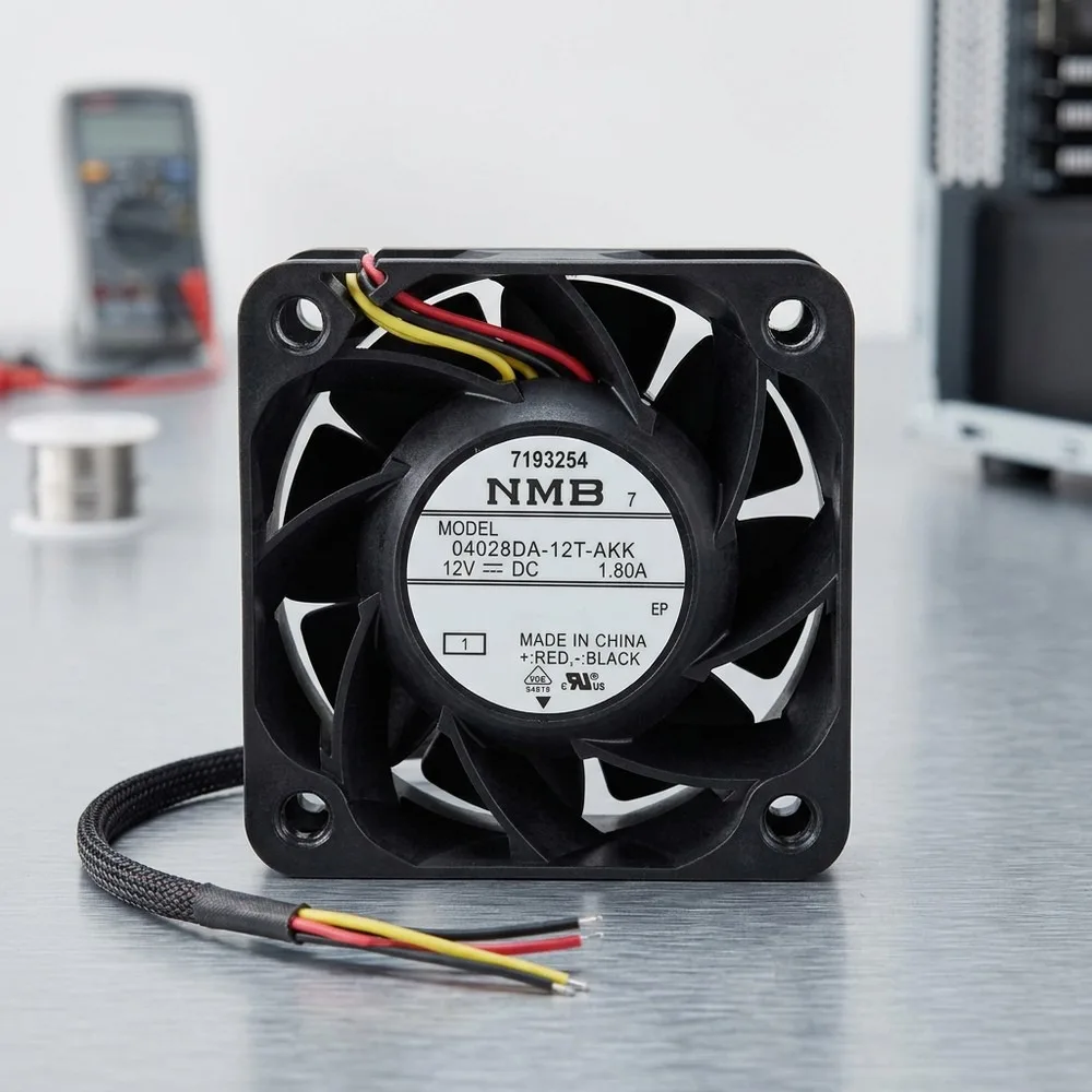 For NMB 04028DA-12T-AKK 4028 DC12V 1.80A 4CM 3-Wire High Airflow Cooling Fan
For NMB 04028DA-12T-AKK 4028 DC12V 1.80A 4CM 3-Wire High Airflow Cooling Fan