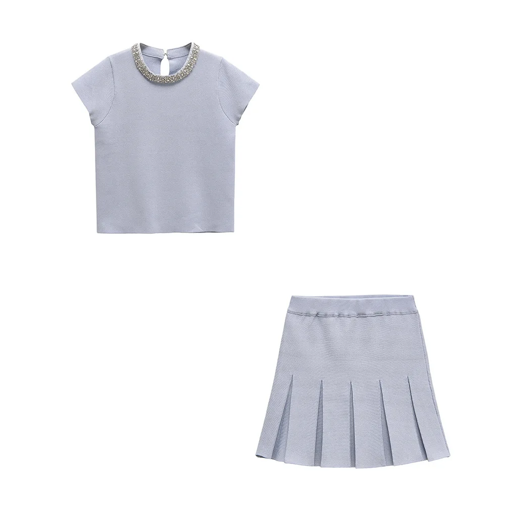 ZBZA Women's Beaded Knitted Top Skirts Suit O-neck Short Sleeve Cropped Top High Waist Pleated Skirt Spring Summer New Chic Set
ZBZA Women's Beaded Knitted Top Skirts Suit O-neck Short Sleeve Cropped Top High Waist Pleated Skirt Spring Summer New Chic Set