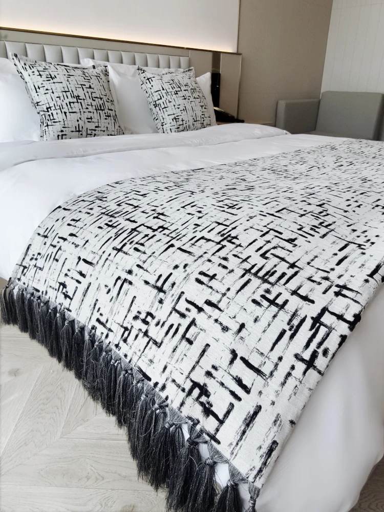 High-End Ball-Free Bed Tail Towel Hotel Bed Flag Dormitory Popular Bedding Cover Blanket Geometric Pattern All-Season Use
High-End Ball-Free Bed Tail Towel Hotel Bed Flag Dormitory Popular Bedding Cover Blanket Geometric Pattern All-Season Use