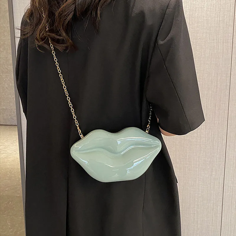 Женская акриловая сумка на плечо в форме губ, вечерняя сумка для губной помады, мини-сумка с одним ремешком, наклонная сумка через плечо, милый кошелек на цепочке, сумка
Женская акриловая сумка на плечо в форме губ, вечерняя сумка для губной помады, мини-сумка с одним ремешком, наклонная сумка через плечо, милый кошелек на цепочке, сумка