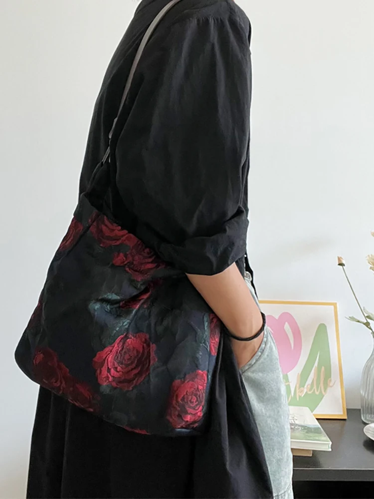 Ele винтажная сумка Emed с цветочным принтом и кожаной веревкой, сумка на одно плечо для женщин, красивая сумка в стиле ар-деко
Ele винтажная сумка Emed с цветочным принтом и кожаной веревкой, сумка на одно плечо для женщин, красивая сумка в стиле ар-деко