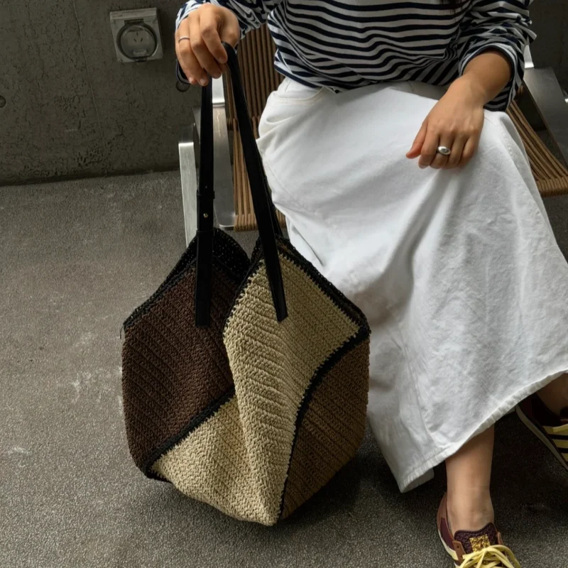Brand Luxury Y-shaped Shoulder Bag French Retro Straw Woven Patchwork Tote Bag Simple Casual Elegant Large Capacity Beach Bag
Brand Luxury Y-shaped Shoulder Bag French Retro Straw Woven Patchwork Tote Bag Simple Casual Elegant Large Capacity Beach Bag