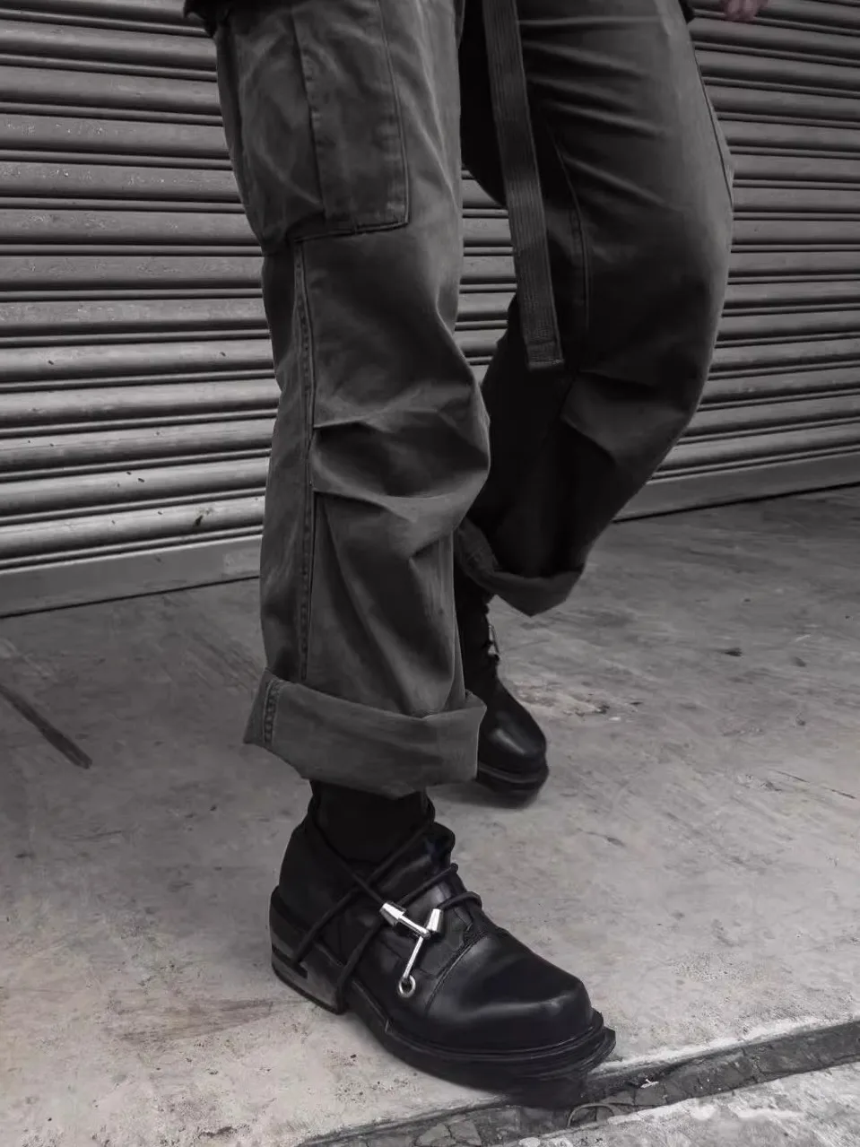 Ботинки из натуральной кожи для работы, высокие, с металлическим квадратным носком, в стиле ретро, для мужчин и женщин
Ботинки из натуральной кожи для работы, высокие, с металлическим квадратным носком, в стиле ретро, для мужчин и женщин