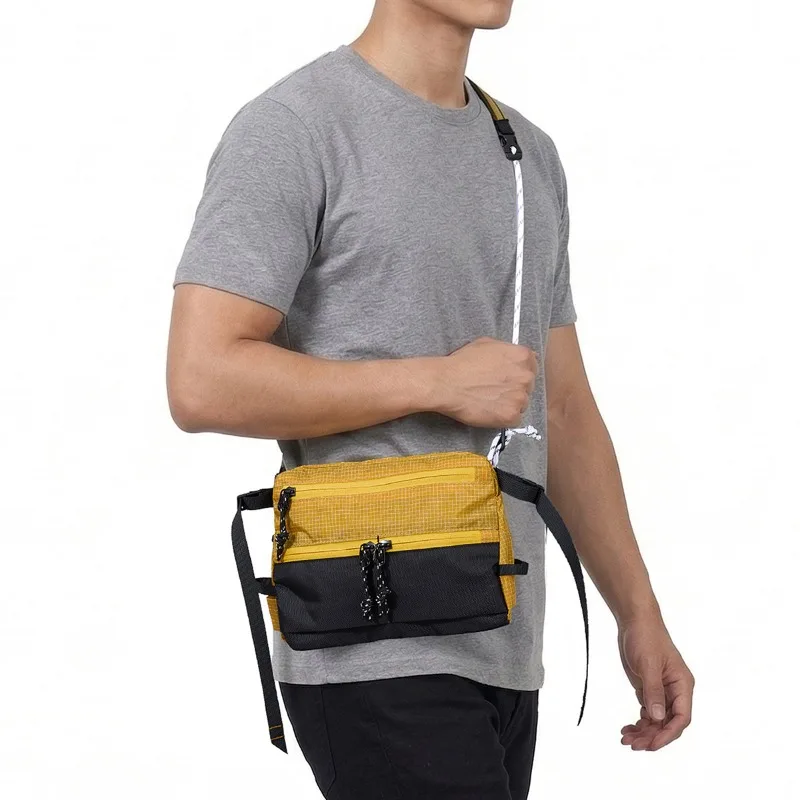 Outdoor Large Capacity Crossbody Bag for Men Women Waterproof Sports Shoulder Bag
Outdoor Large Capacity Crossbody Bag for Men Women Waterproof Sports Shoulder Bag