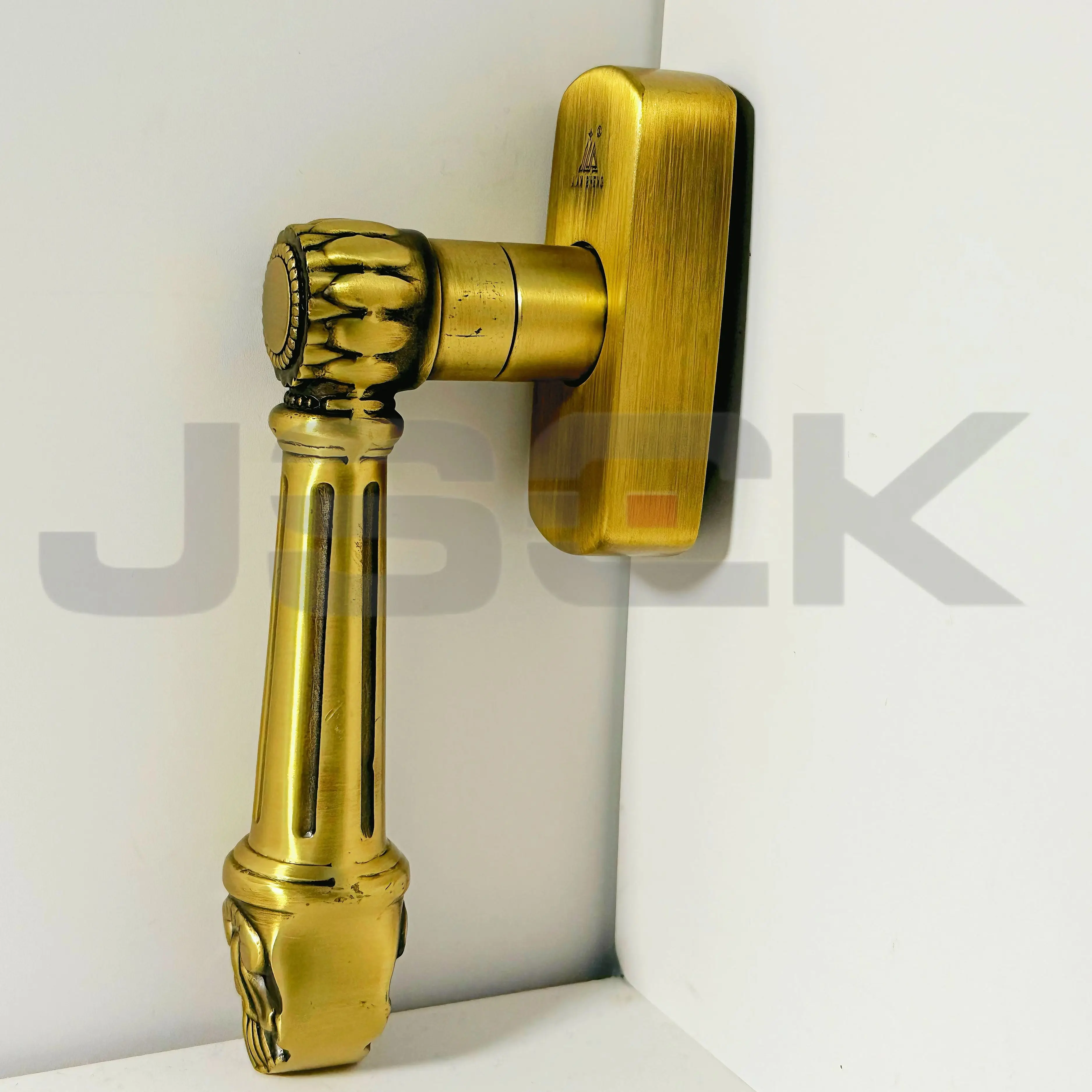 Broken Bridge Aluminum Alloy Doors And Windows Pure Copper Handle Dutch Handle Square Shaft Handle Square Steel Handle Antique
Broken Bridge Aluminum Alloy Doors And Windows Pure Copper Handle Dutch Handle Square Shaft Handle Square Steel Handle Antique