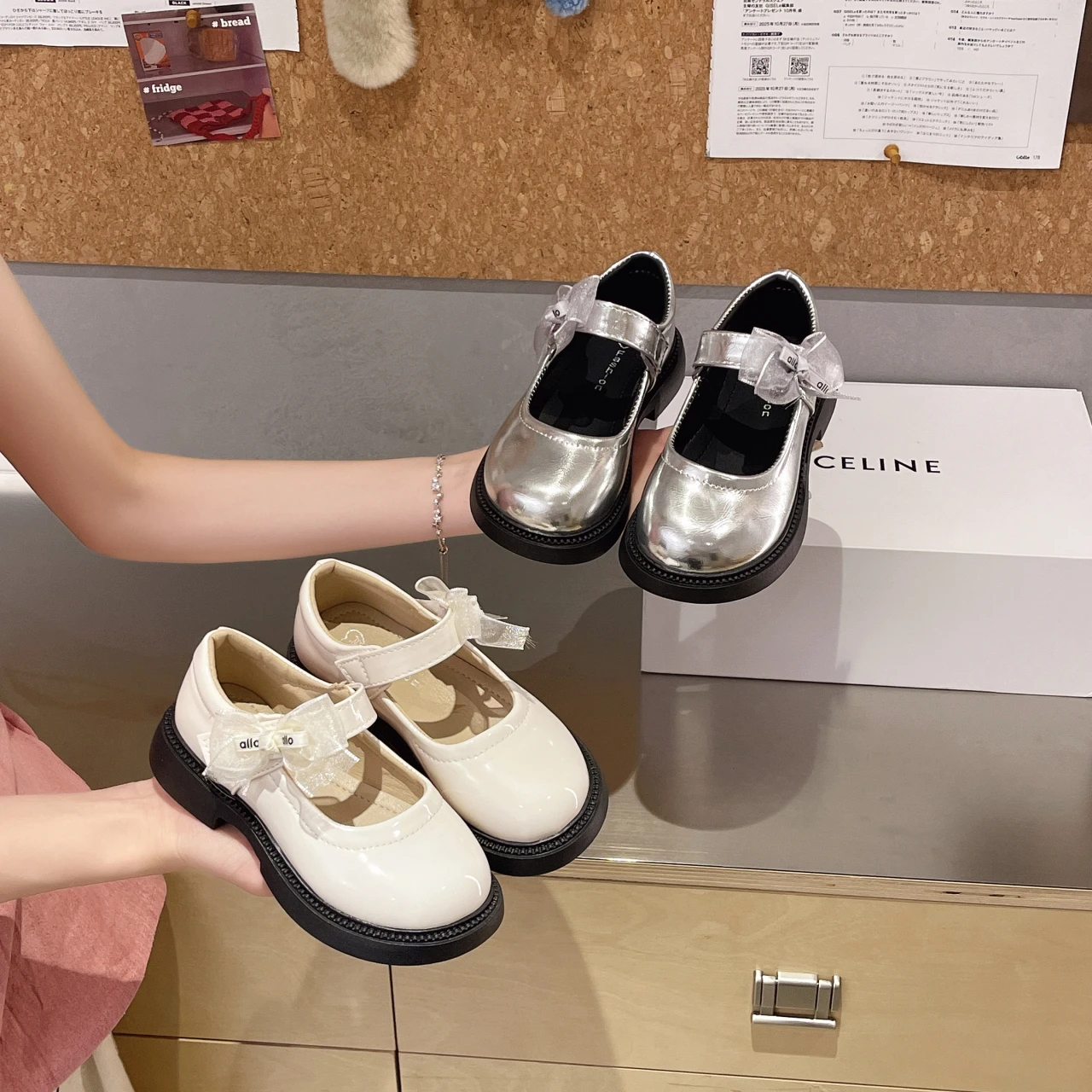 Little Girls Chunky Mary Jane Flats with Ribbon Bow 2026 New Summer Kids Dress Shoes Soft Sole Simple Princess Kid Party Wedding
Little Girls Chunky Mary Jane Flats with Ribbon Bow 2026 New Summer Kids Dress Shoes Soft Sole Simple Princess Kid Party Wedding
