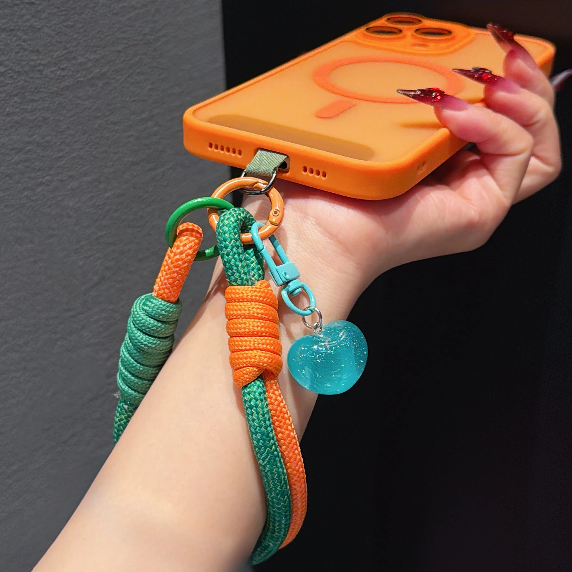 Phone Lanyard Wrist Strap + Case Connector - Universal Anti-Slip Anti-Fall Phone Case Accessory, Portable Pendant
Phone Lanyard Wrist Strap + Case Connector - Universal Anti-Slip Anti-Fall Phone Case Accessory, Portable Pendant