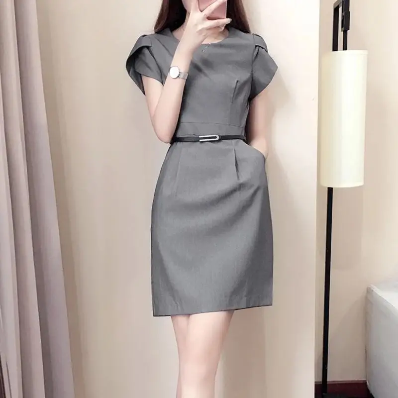 Women Summer Business Solid Mini Dress Office Lady Graceful Gray O-Neck Short Sleeve Slim Dresses Fashion Joker Workwear Female
Women Summer Business Solid Mini Dress Office Lady Graceful Gray O-Neck Short Sleeve Slim Dresses Fashion Joker Workwear Female