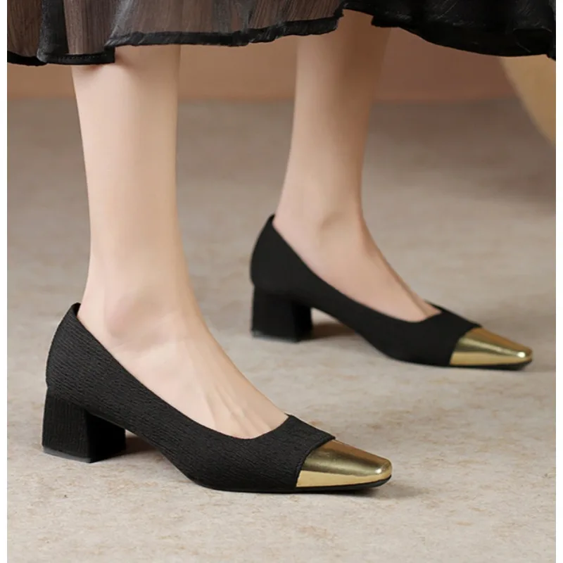 New Simple Color Matching One-line Buckle Designer Women's Pumps Classic Trend Hot Selling Women's High-heeled Shoes
New Simple Color Matching One-line Buckle Designer Women's Pumps Classic Trend Hot Selling Women's High-heeled Shoes