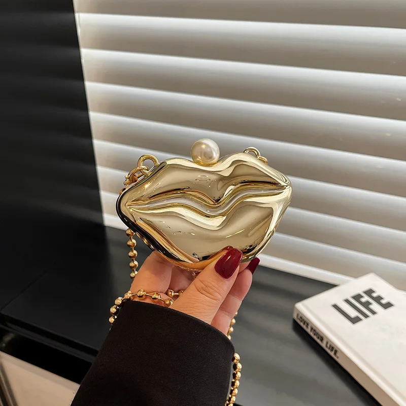 2025 New Metal Mini Lipstick Bags for Women High Quality Shoulder Bag Fashion Flower Satche Women's Accessory Bag
2025 New Metal Mini Lipstick Bags for Women High Quality Shoulder Bag Fashion Flower Satche Women's Accessory Bag