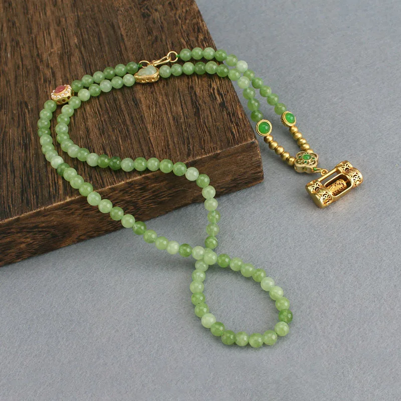 DIY accessories New Chinese Jasper Round Bead Ruyi Lock Pendant Necklace Women's Retro Beaded Ancient Gold Pendant Chinese Style
DIY accessories New Chinese Jasper Round Bead Ruyi Lock Pendant Necklace Women's Retro Beaded Ancient Gold Pendant Chinese Style