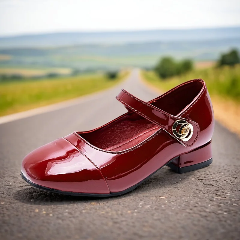 Girls High Heels Child Princess Small Shoes 2025 Spring And Autumn New Kid's Black Soft Soled Baby Single Shoes
Girls High Heels Child Princess Small Shoes 2025 Spring And Autumn New Kid's Black Soft Soled Baby Single Shoes