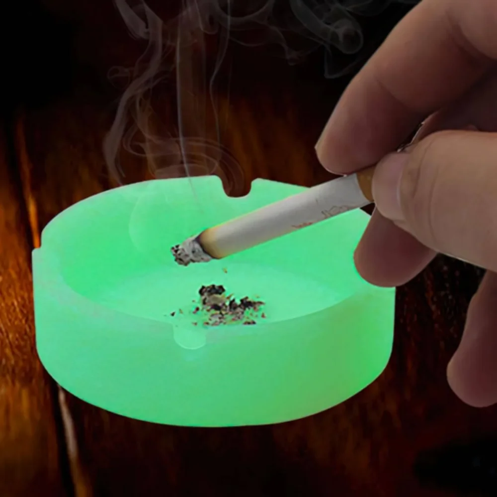 Luminous Silicone Gel Ashtray Anti-Scalding Cigarette Holder Fluorescent Smoke Cigarette Case Eco-Friendly Soft Round Ash Tray
Luminous Silicone Gel Ashtray Anti-Scalding Cigarette Holder Fluorescent Smoke Cigarette Case Eco-Friendly Soft Round Ash Tray