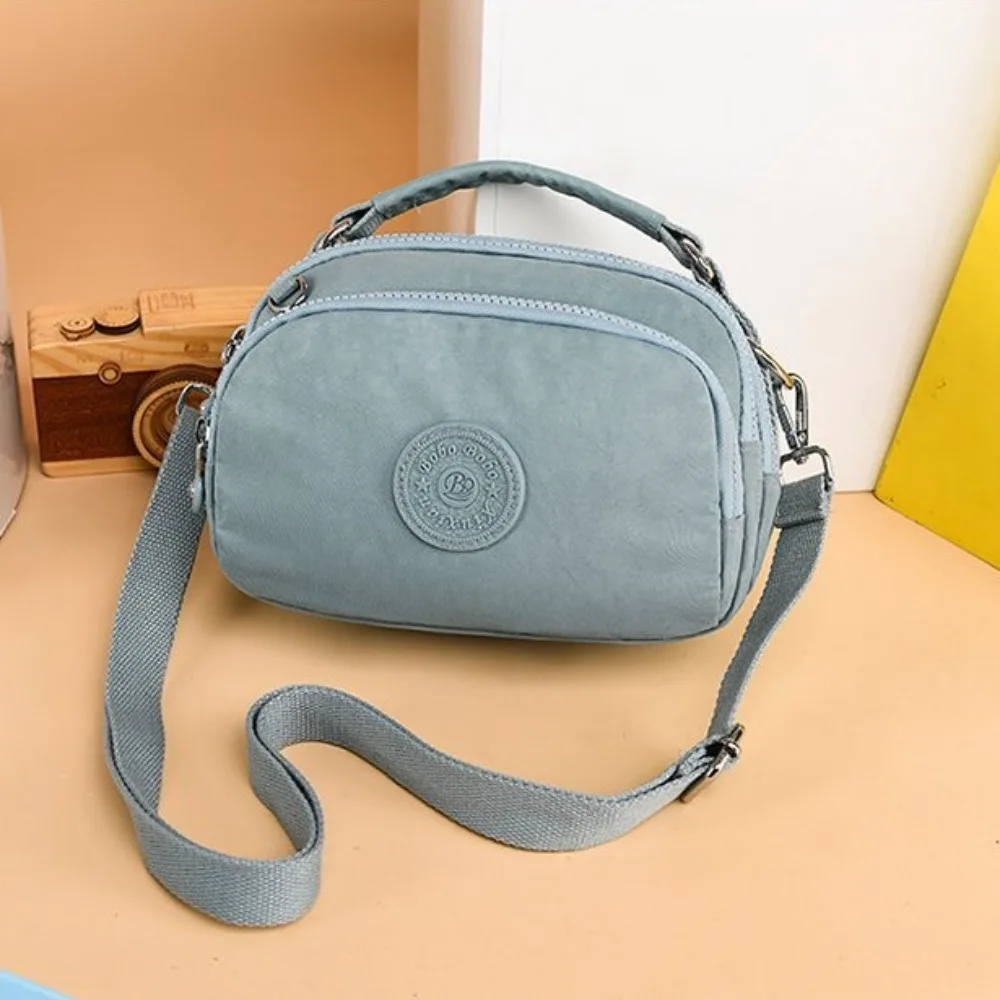 Zipper Multi Pocket Shoulder Bag Large Capacity Casual Mobile Phone Bag Adjustable Strap Solid Color Ladies Messenger Bag Travel
Zipper Multi Pocket Shoulder Bag Large Capacity Casual Mobile Phone Bag Adjustable Strap Solid Color Ladies Messenger Bag Travel