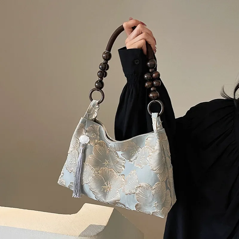 Super Fire Niche Bag Woman 2025 New All-new Chinese One-shoulder Underarm Bag with National Style Embroidery Hand-held Hanfu Bag
Super Fire Niche Bag Woman 2025 New All-new Chinese One-shoulder Underarm Bag with National Style Embroidery Hand-held Hanfu Bag