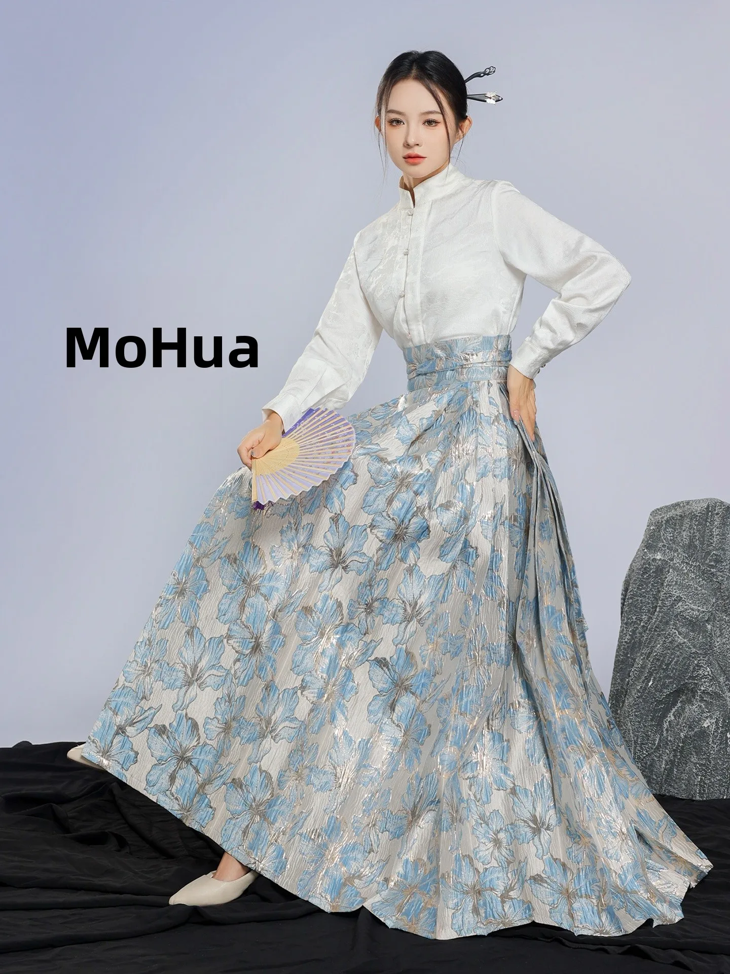 Новая женская юбка-ханьфу 2025 года в стиле династии Мин, с золотым плетением, с шлейфом, с завышенной талией, А-силуэт, из полиэфирного волокна, оригинальная ручная работа S...
Новая женская юбка-ханьфу 2025 года в стиле династии Мин, с золотым плетением, с шлейфом, с завышенной талией, А-силуэт, из полиэфирного волокна, оригинальная ручная работа S...