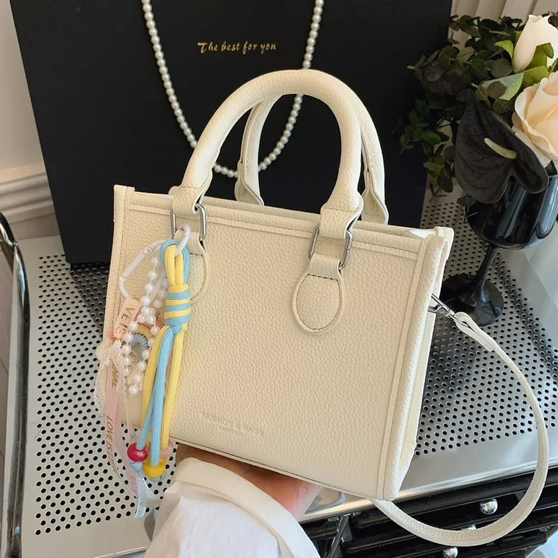 Luxury Brand 2025 Women's Handbags - Fresh & Stylish Candy-Colored Lychee Embossed Shoulder Crossbody Bags
Luxury Brand 2025 Women's Handbags - Fresh & Stylish Candy-Colored Lychee Embossed Shoulder Crossbody Bags
